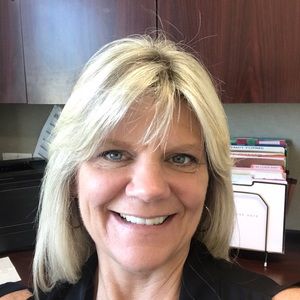 Meet your Posher, Carrie